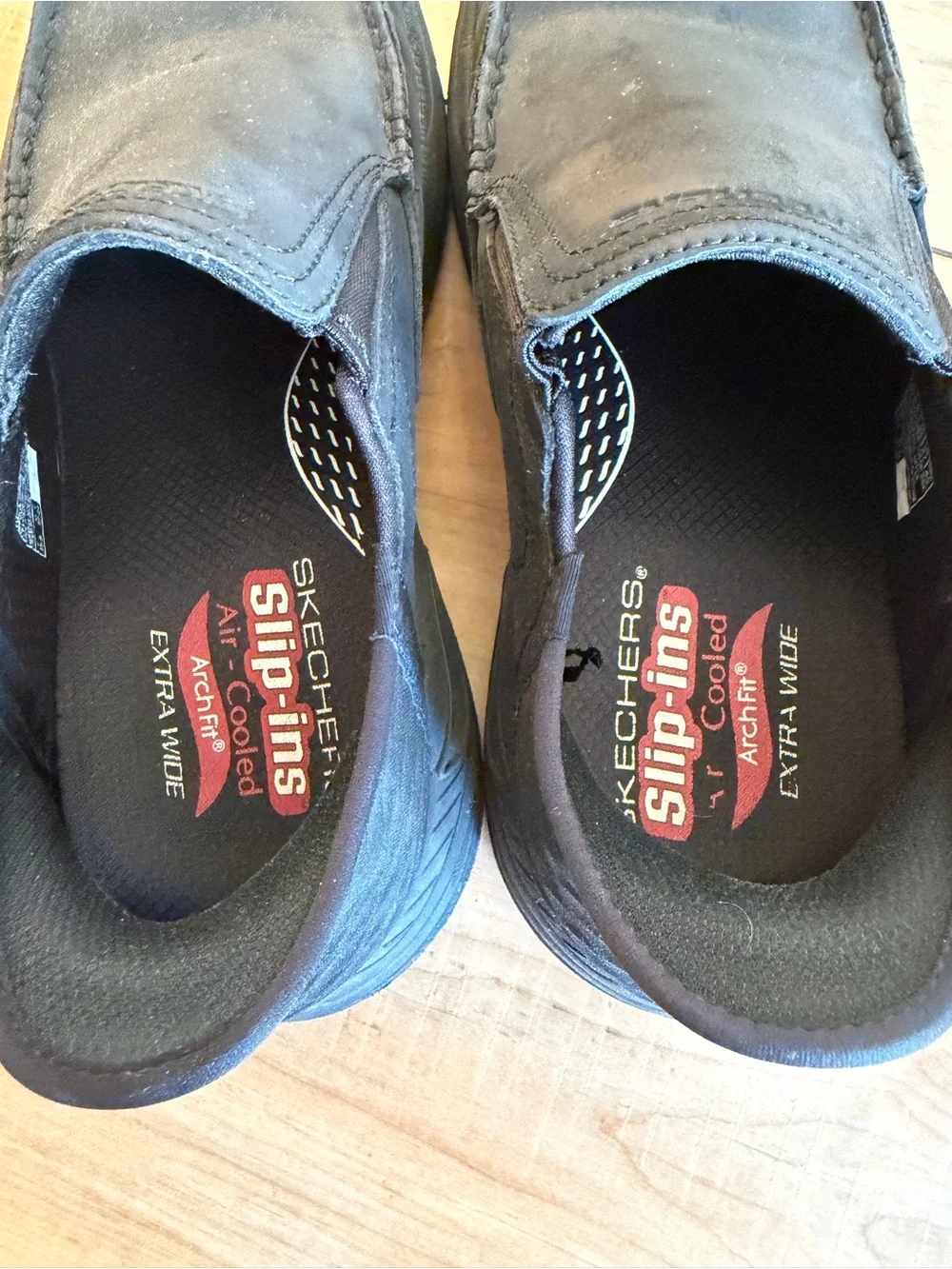 Skechers Hands Free Slip-In Arch Fit Motley Milo Slip-On